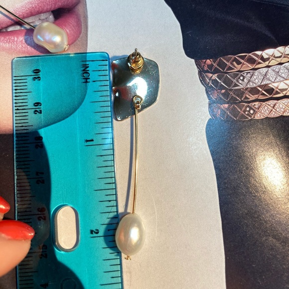 Gold Tone Real Pearl Earrings - Picture 5 of 5